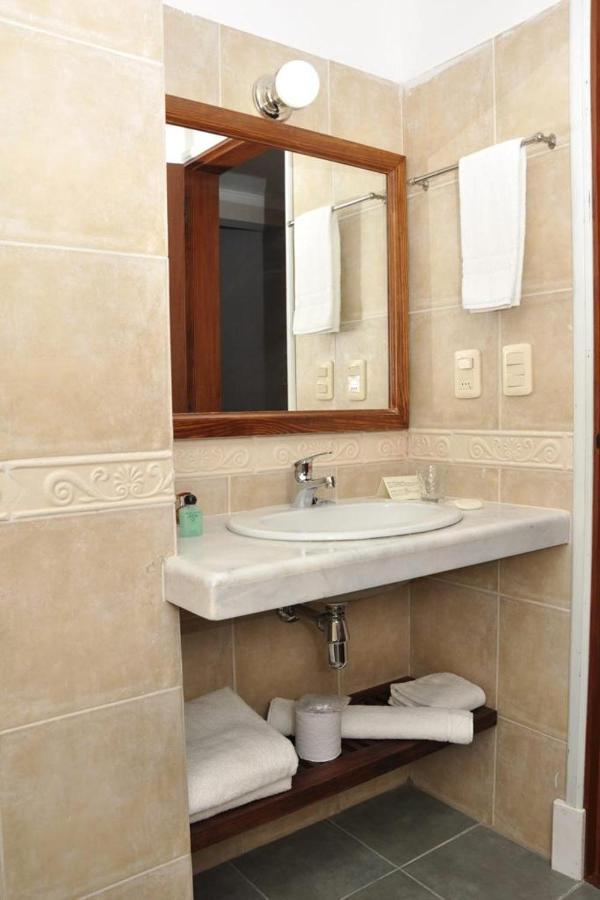 Ayres House Bed and Breakfast Κολονία ντε Σακραμεντο Εξωτερικό φωτογραφία